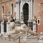 Residenza Garibaldi Daire Venedik